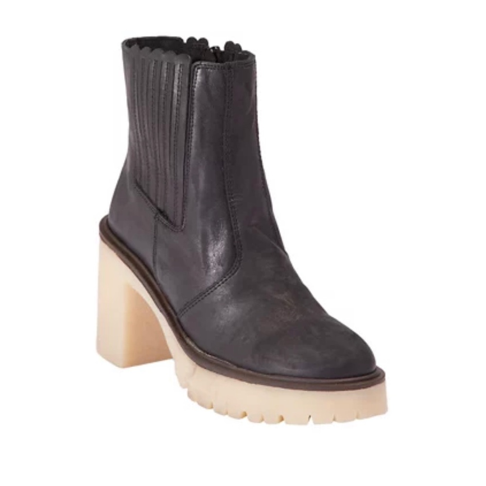 Free People James Chelsea Block Heel Boot-size 8.5-BRAND NEW IN BOX!!